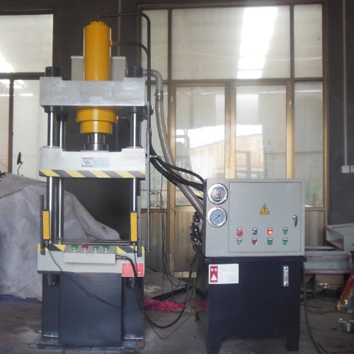 60噸三梁四柱液壓機(jī) 60噸三梁四柱液壓機(jī)